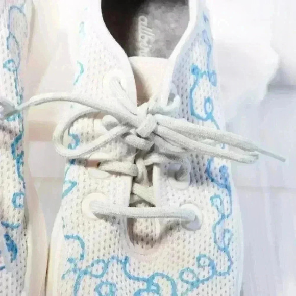 Allbirds white w/blue swirl size W9 sneakers 1119 rm1 - Picture 4 of 11